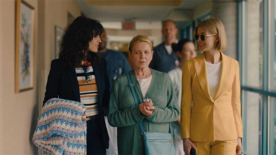 I Care a Lot (2020) Review I Care a Lot (2020) Review
