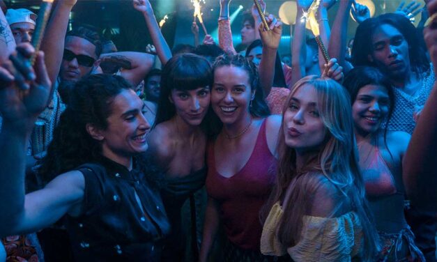 That Night on Netflix Has the Most Lovable LGBTQ Character: Luisa